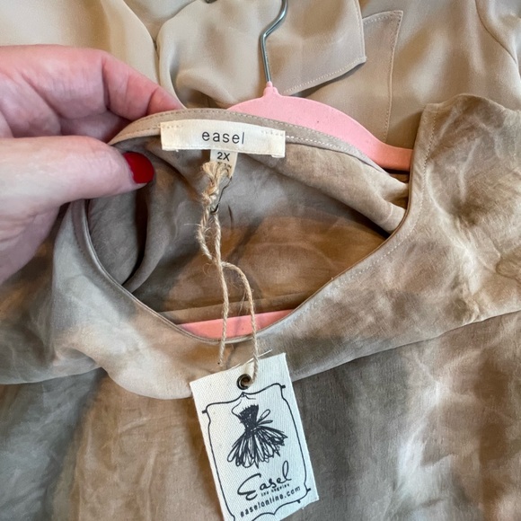 🆕Easel Beige Tunic Top 2x - Picture 4 of 6